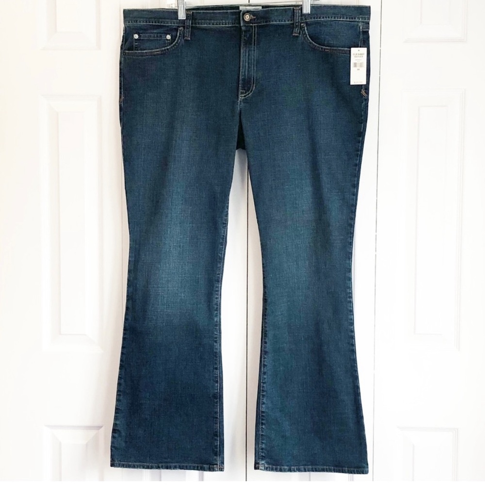 NWT Old Navy Denim Floral Embroidered Pocket Bootcut Jeans